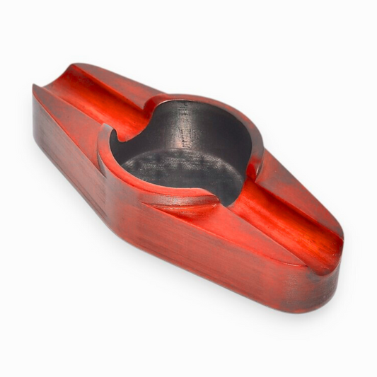 A cigar ashtray with two cigar rests and a round ash hole (mahogny)